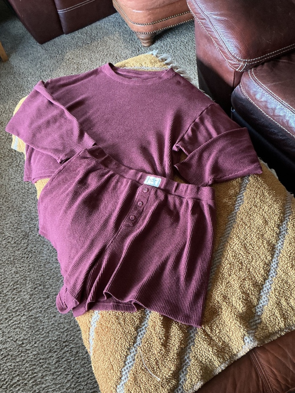American Eagle lounge set